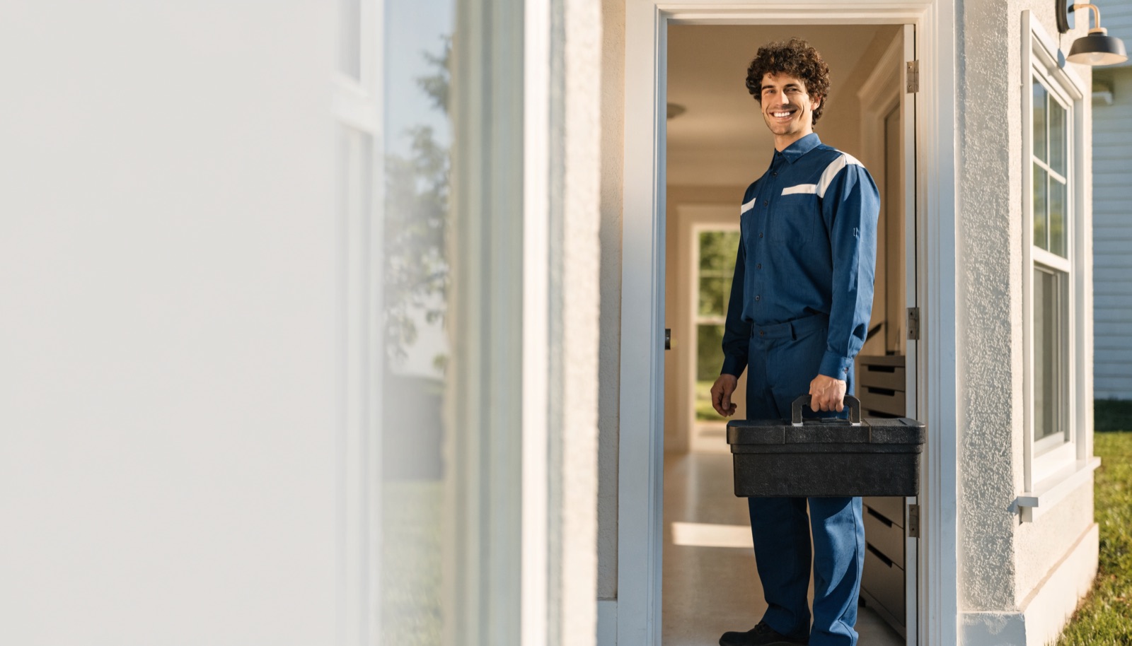 Plumbing service provider responding to a homeowner's request